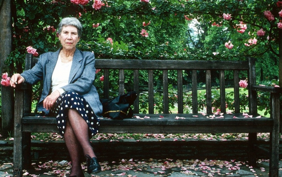 Quando Natalia Ginzburg disse "l'Italia è il Paese dei peggiori governi"
