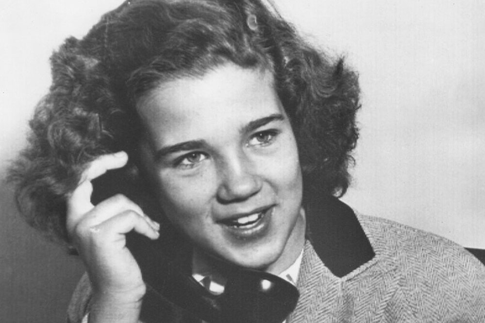 Cosa accadde a Sally Horner, la vera Lolita, abusata sessualmente e morta a 15 anni