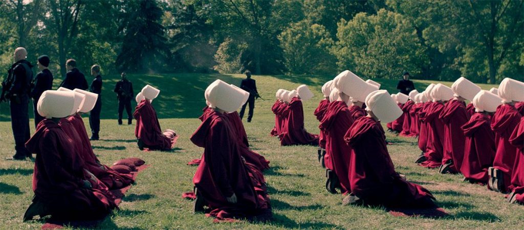 “The Testaments”: la schiavitù delle donne di The Handmaid’s Tale continua