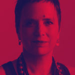 Eva Ensler, storia di abuso e coraggio della donna che ha fatto parlare le nostre vagine