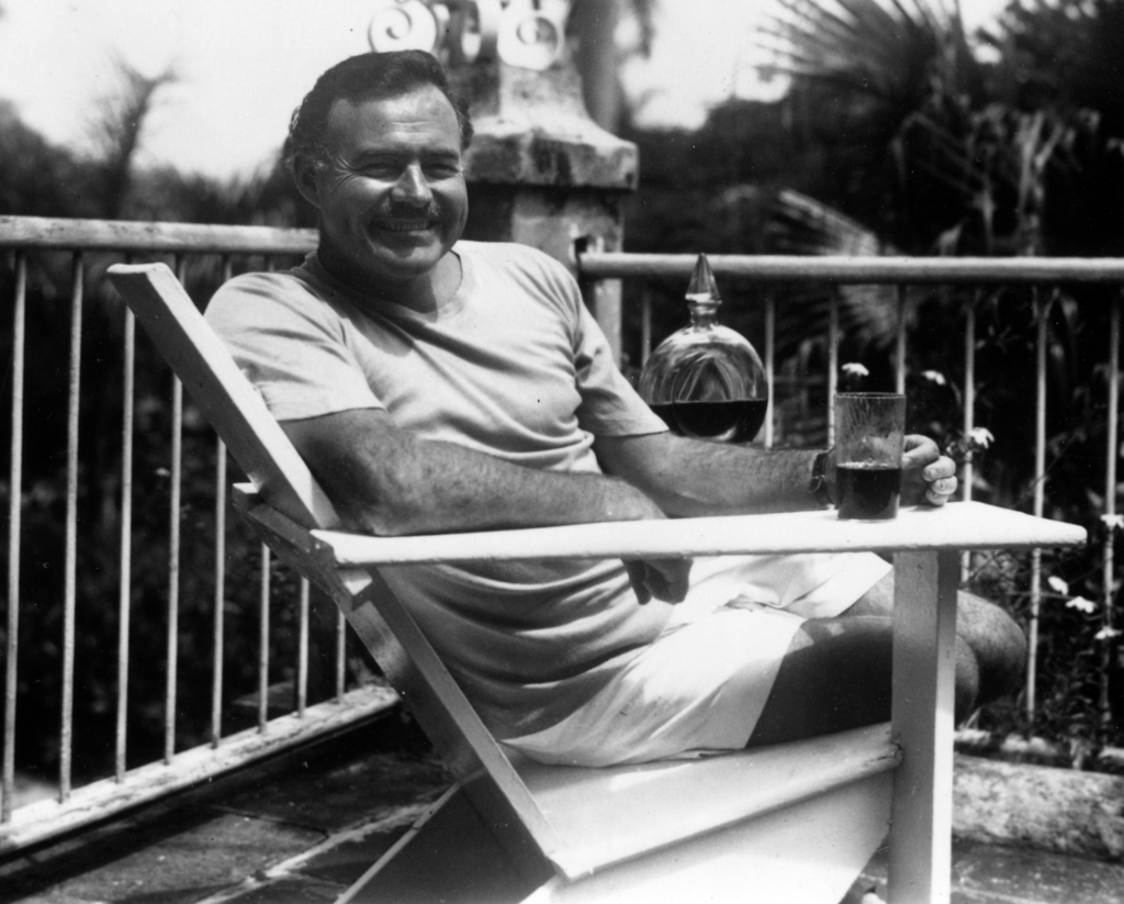 "Dille che l'amo": quelle lettere ad amori impossibili di Ernest Hemingway