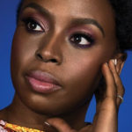 Chimamanda Ngozi Adichie: quella vocina che alle donne si insegna a mettere a tacere
