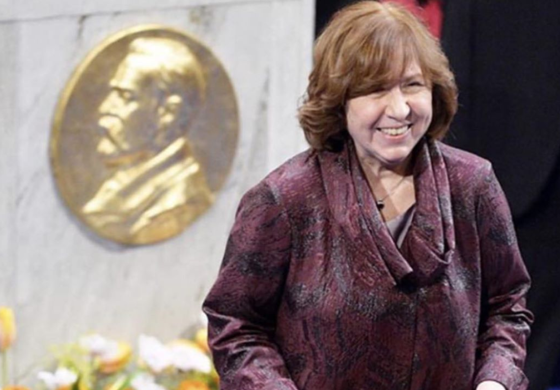 Svjatlana Aleksievič, l'atrocità di Chernobyl e la guerra delle donne dimenticate