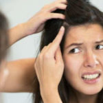 Come coprire i capelli bianchi senza tinta in modo naturale