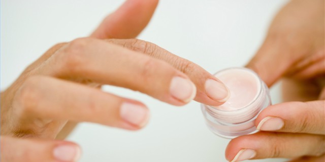Vaselina usi cosmetici