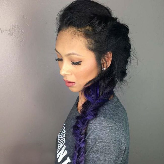 Blackberry Dark Purple, il nuovo trend colore per capelli è la mora
