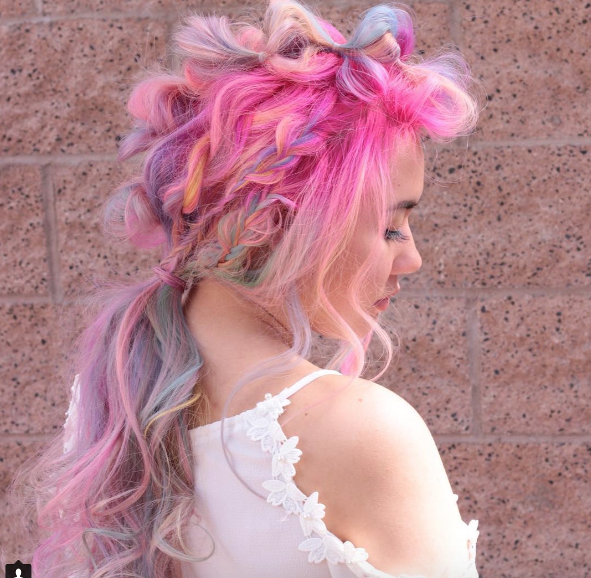 20 acconciature da sposa... A colori