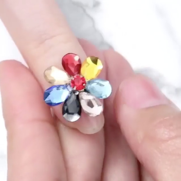 Mai provato le Tic Toc Nails: la nail art attacca e stacca?
