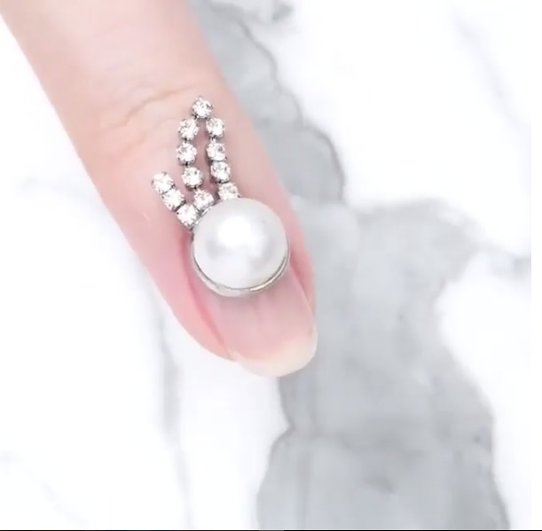 Mai provato le Tic Toc Nails: la nail art attacca e stacca?