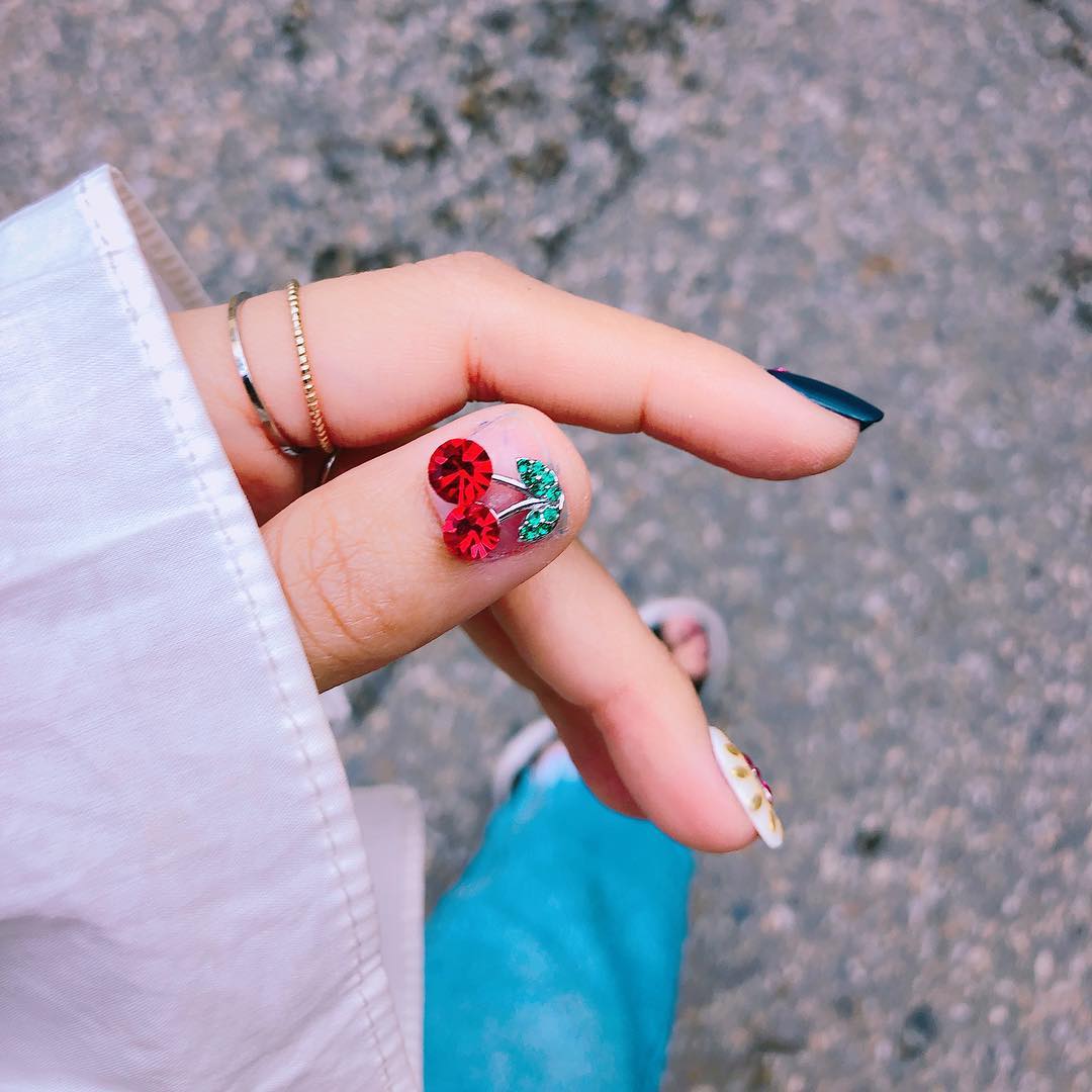 Mai provato le Tic Toc Nails: la nail art attacca e stacca?
