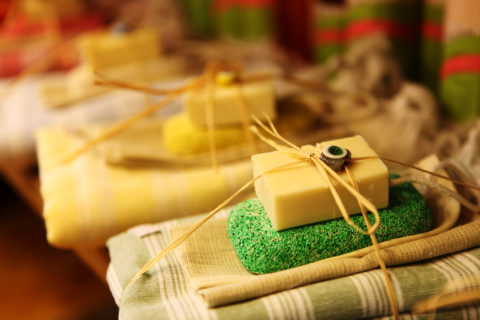 Il sapone allo zolfo ha un'azione puramente detergente