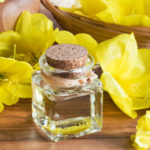 Olio di enotera: un toccasana per la nostra pelle (e non solo)
