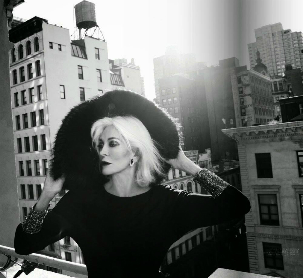 L'incredibile bellezza da 89enne di Carmen Dell'Orefice e quel pensiero sulla morte