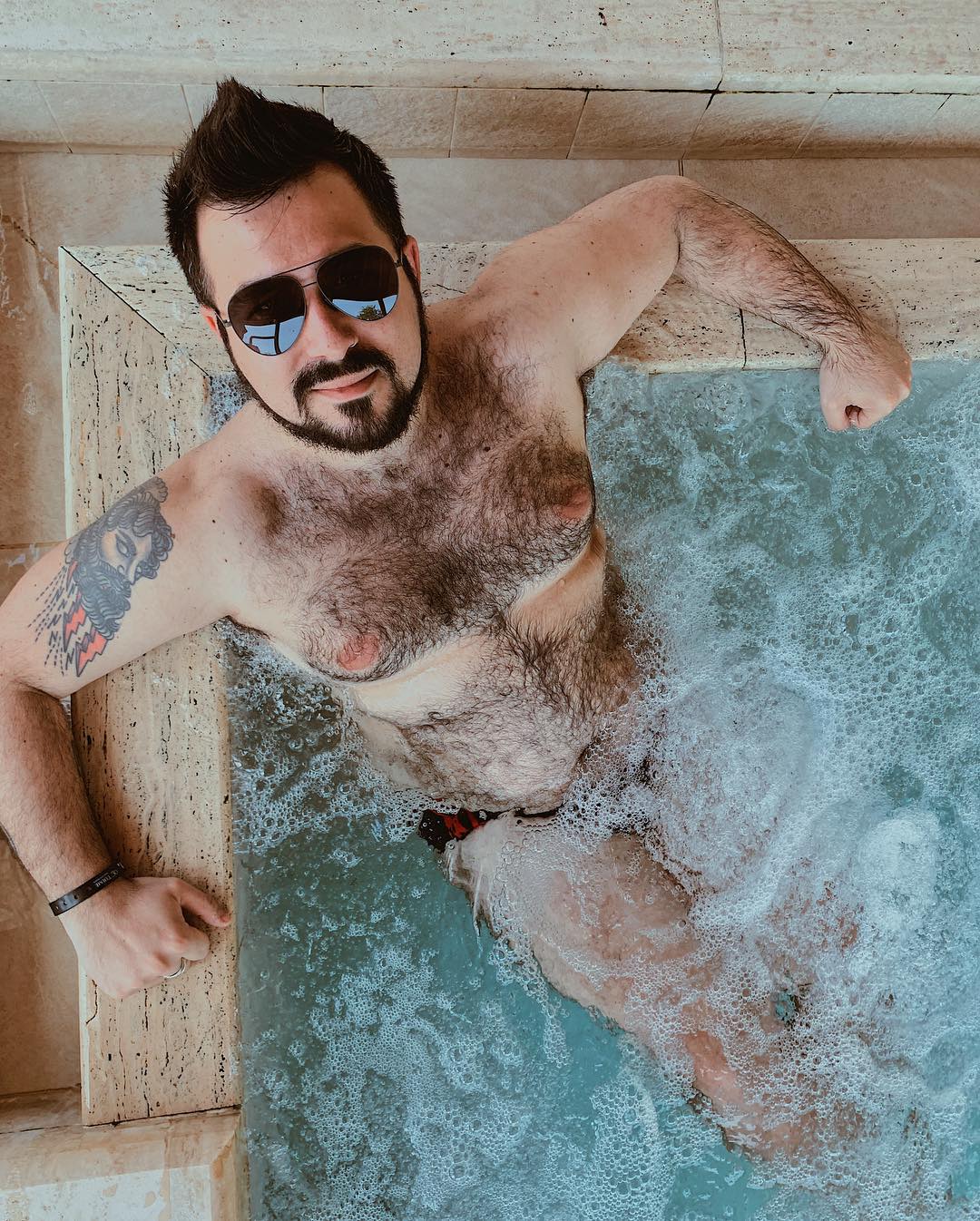 "Amare il proprio corpo non è solo 'roba da donne', quindi anch'io mi metto a nudo"